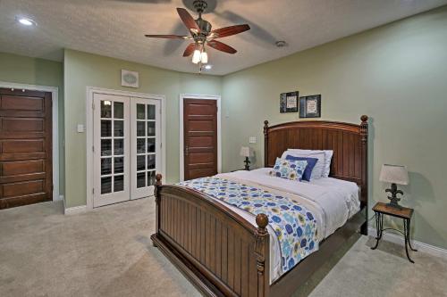 Spacious Indy Home 3 Miles from Downtown! - main image