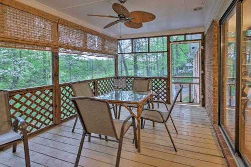Spacious Family Home - 17 Miles to Winston-Salem! in Lewisville, USA
