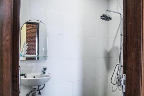 Well-appointed bathrooms