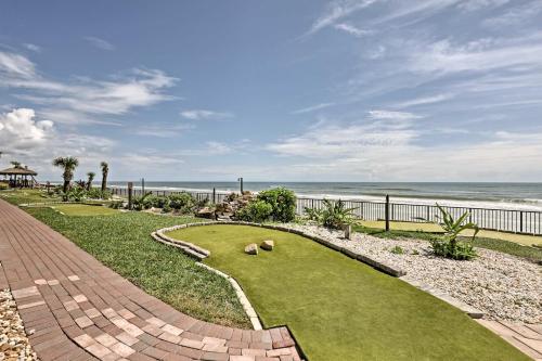 Oceanfront Resort Condo Steps to Daytona Beach! - image 7