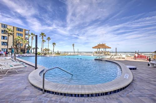 Oceanfront Resort Condo Steps to Daytona Beach! in Daytona Beach Shores, USA