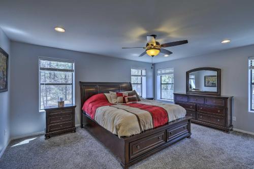Spacious Pinetop-Lakeside Home with Hot Tub on 1 Acre - image 4