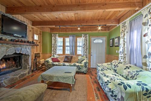 Cozy Big Bear Retreat Less Than 1 Mile to Marina and Village! - image 5