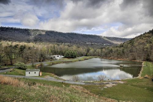 Massanutten Resort Home with Grill Views of Slopes! - image 7