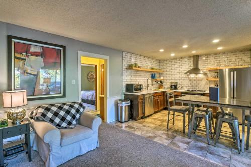 Downtown Breck Condo on Main St - Walk to Slopes in Breckenridge, USA