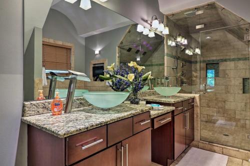 Spacious Home with Luxury Amenities - Near Downtown! - image 7