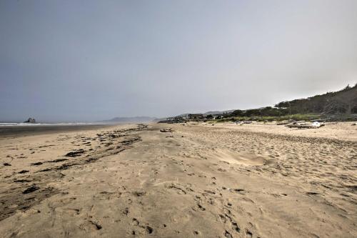 Rockaway Cottage with Ocean View on Beach Access! - image 9