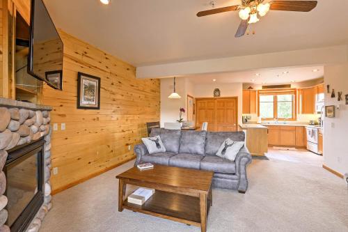 Grand Lake Condo with Grill 7 Mi to National Park!