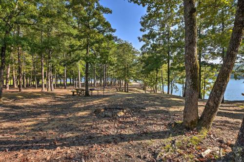 Cozy Kirby Getaway with Patio, Near Lake Greeson!