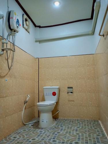 Bathroom, ณ สุข รีสอร์ท (Nasuk resort) in Nong Phai
