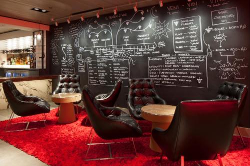 235478520 Kimpton Hotel Vintage Portland by IHG