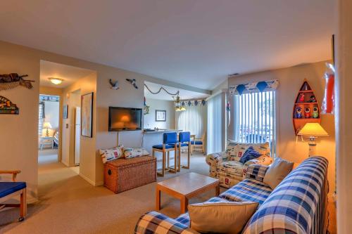 Charming Port Clinton Condo with Community Amenities in Port Clinton, USA
