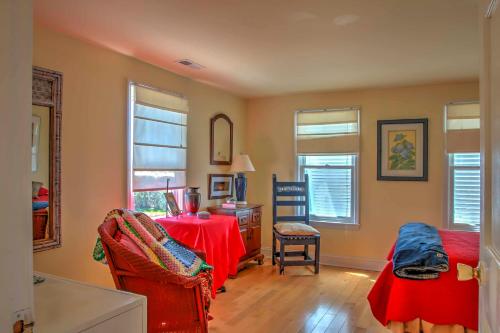 Event-Friendly Outer Banks House with Private Dock! - image 9