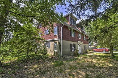 Renovated Apt with Patio 5 Mins to Pt Pleasant Beach - image 3
