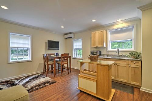 Renovated Apt with Patio 5 Mins to Pt Pleasant Beach