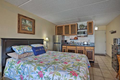 Hotellihuone, Oceanfront St Augustine Studio with Pool Access! in Crescent Beach