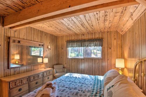 Cozy Family Home with Tahoe Views 7 Min to Heavenly - image 8
