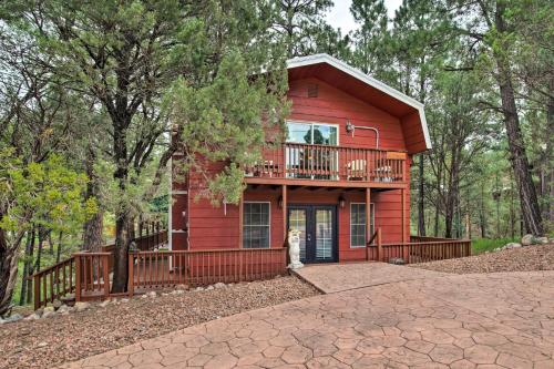 B&B Ruidoso - Ruidoso Downs Cabin with Deck Less Than 3 Mi to Race Track! - Bed and Breakfast Ruidoso