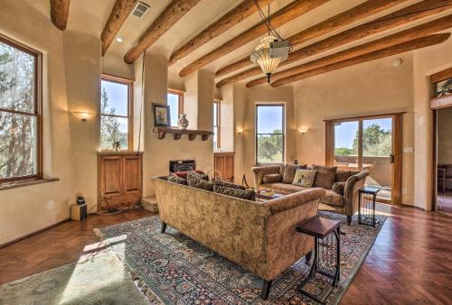 Stunning Santa Fe SW-Style Getaway with Indoor Pool!