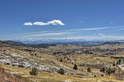 Cabin with Mtn Views - 5 Mi to Mueller State Park! - image 8