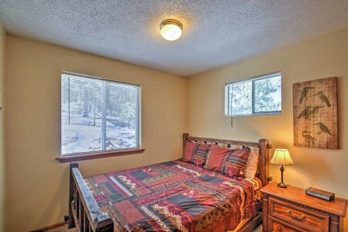 Cabin with Mtn Views - 5 Mi to Mueller State Park! in Midland, USA