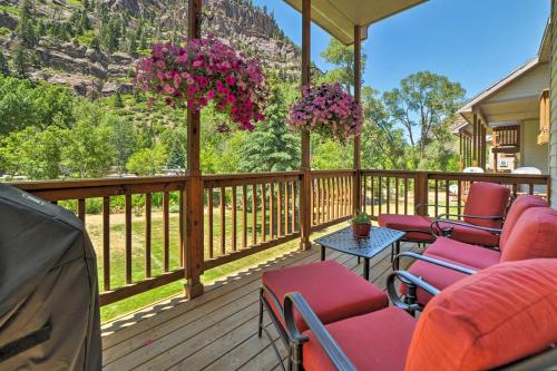 B&B Ouray - Townhome with Mtn Views 1 Block to Downtown Ouray! - Bed and Breakfast Ouray