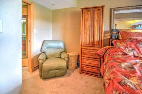 Resort Condo on Golf Course - 4 Mi to Palm Harbor! - image 9