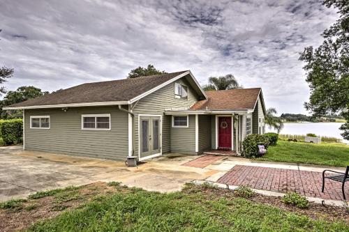 Historic Lakefront Gem about 6 Mi to Bok Tower Gardens in Dundee (FL)