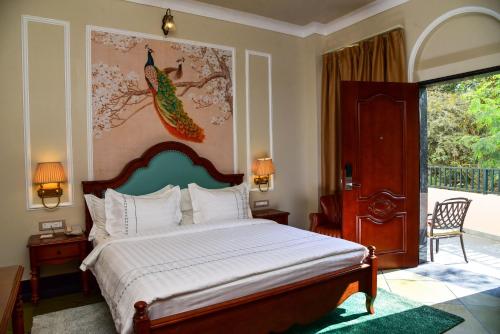 room detail thumbnail 0