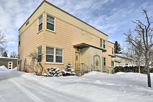 Townhome with Fast and New WiFi - Walk to Downtown! in Bozeman, USA