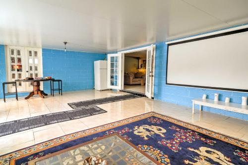 St Petersburg Home with Pool - 4 Miles from Downtown! - image 8