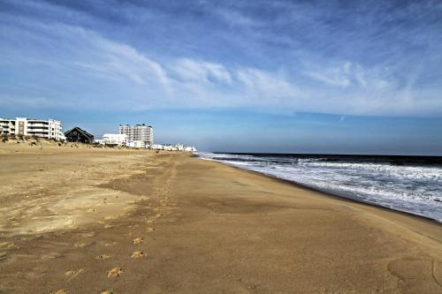 在meiguo.com看到的Ocean City Beach Condo, 5-Block Walk to Beach!的介绍图片