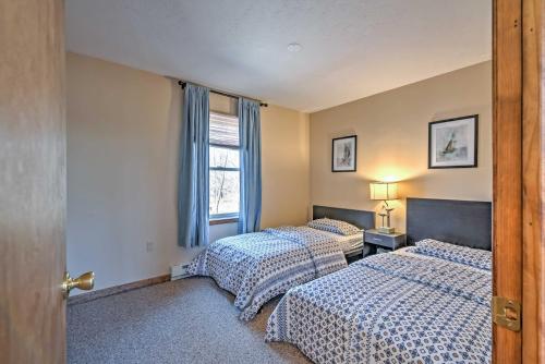 The Cuckoos Nest Hideaway with Resort Amenities! - image 3