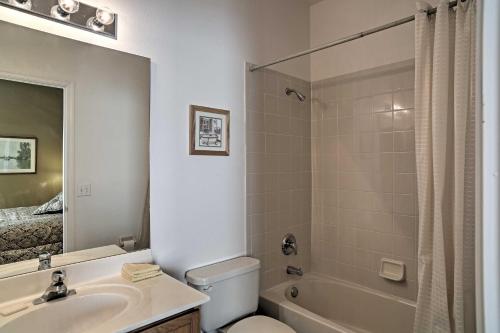 Relaxing Kissimmee Escape on Lake with Private Pool! - image 2