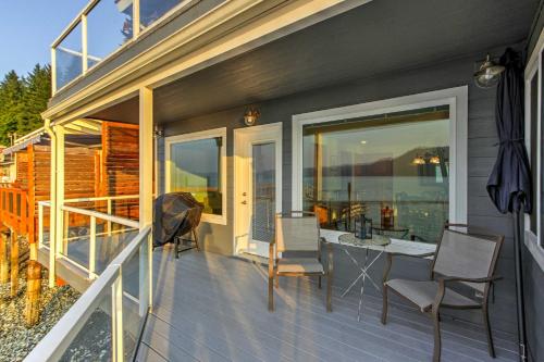 Waterfront 3BR Home on Gold Coast of Hood Canal! - image 7