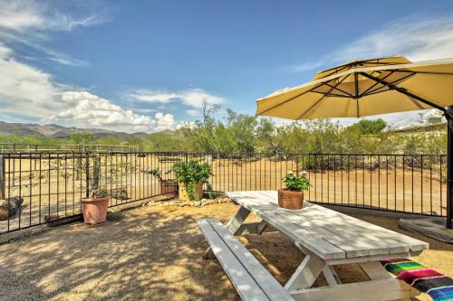 Tucson Casita with Fireplace View Animals and Mtns, Tucson