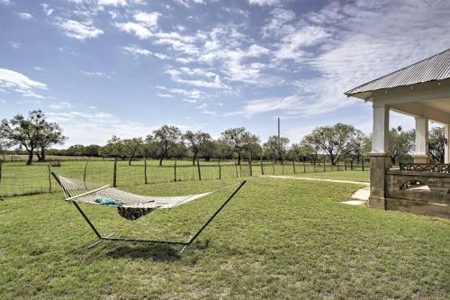 Lampasas Ranch Cabin on 1,200 Acres with Large Yard! in Lampasas (TX)