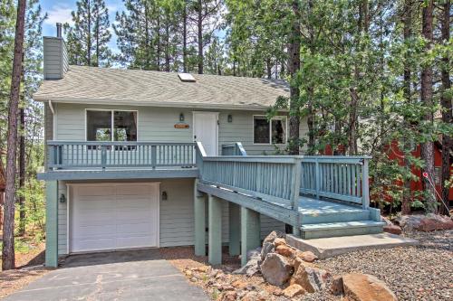Munds Park Home with 3 Decks - Great Wooded Location Flagstaff