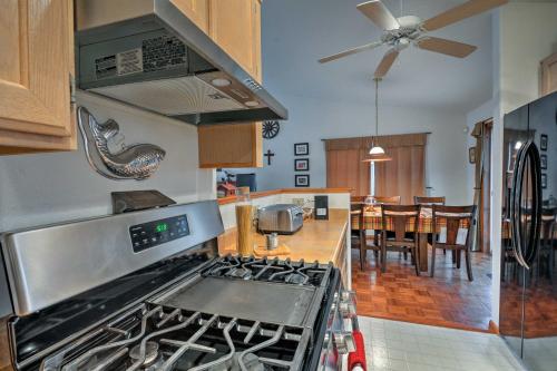 Munds Park Home with 3 Decks - Great Wooded Location - image 3