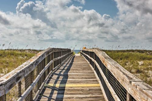Perdido Key Home with Pool- Near Beach Great Reviews - image 8