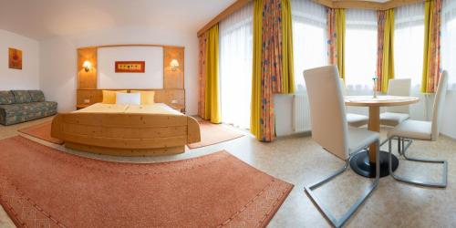 Apart-Pension Wasserfall - Apartment - Neustift im Stubaital