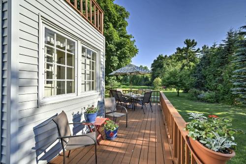 Family-Friendly Fish Creek Cape House with Deck! in Fish Creek, USA