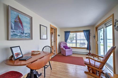 'Willow Point' ~ Lake Champlain House w/ 2 Kayaks! in Isle la Motte (VT)