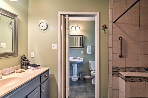 Quiet Hot Springs Home with Dock on Lake Hamilton! - image 2