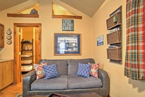 Branson Cabin with Deck Near Table Rock Lake! in Branson, USA