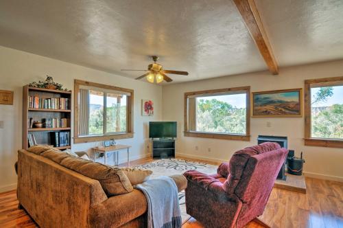 Cozy Henrieville Cabin with Porch Near Bryce Canyon! - image 3
