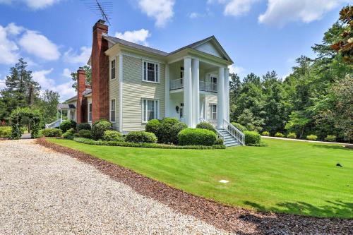 1840s Historic LaFayette Retreat with Guest House! - image 3