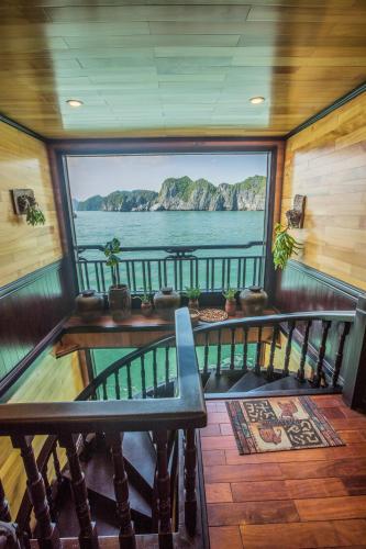 Exterior view, Cozy Boutique Cruise in Lan Ha Bay