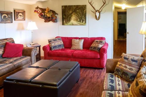 The Lodge Klingerstown Home on 180-Acre Farm! - image 2