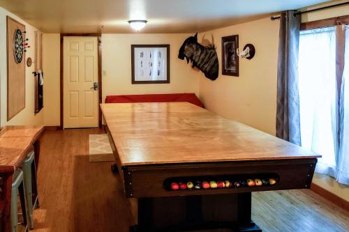180-Acre Farm: 'The Lodge' in Klingerstown! in Tower City